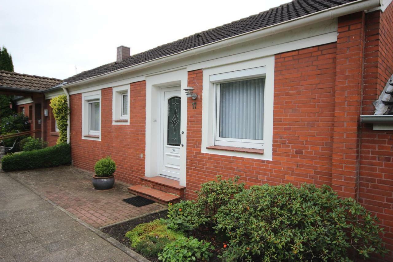 Ferienwohnung Leer Bagian luar foto